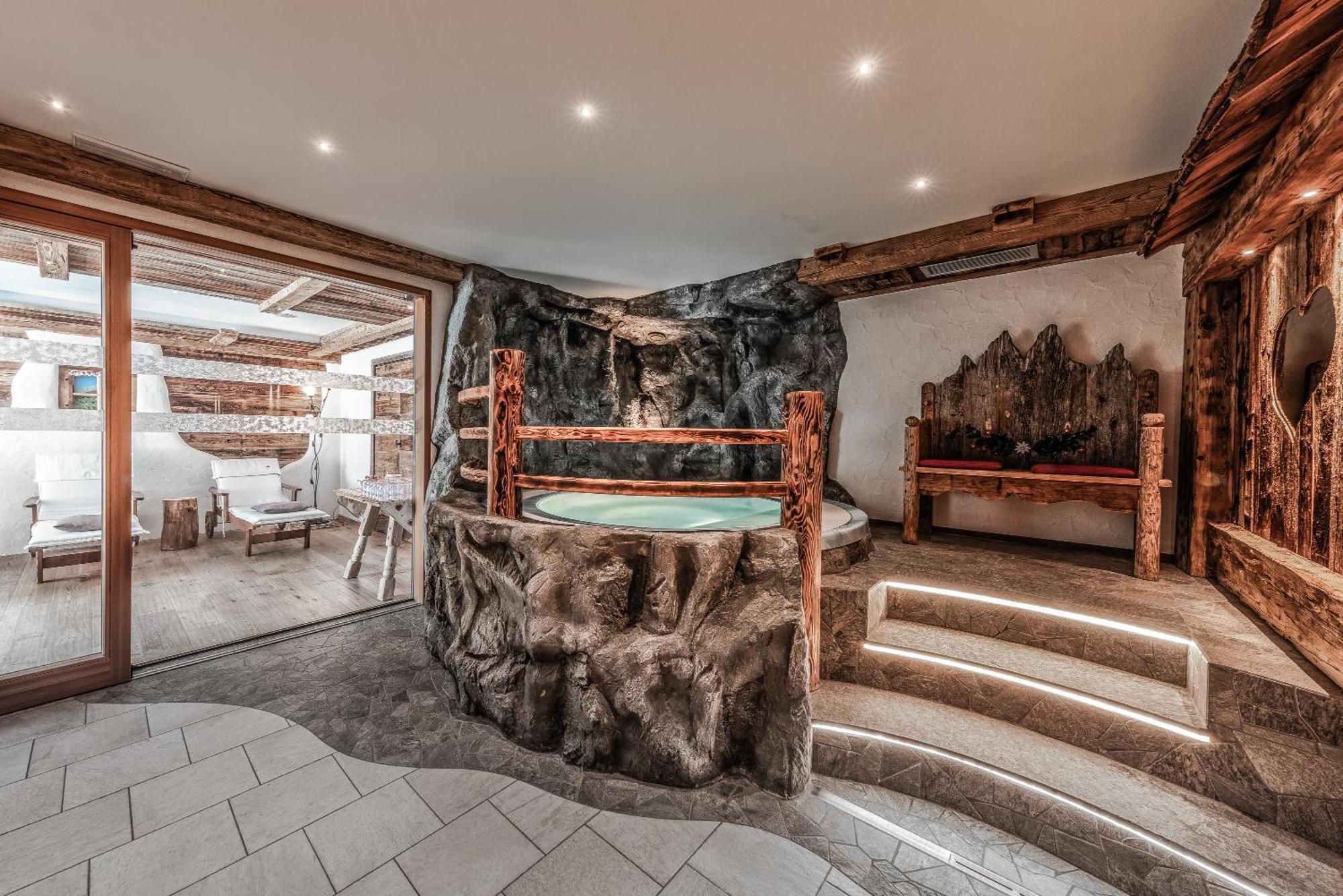 Hotel Pension Odles San Martino in Badia Exterior foto