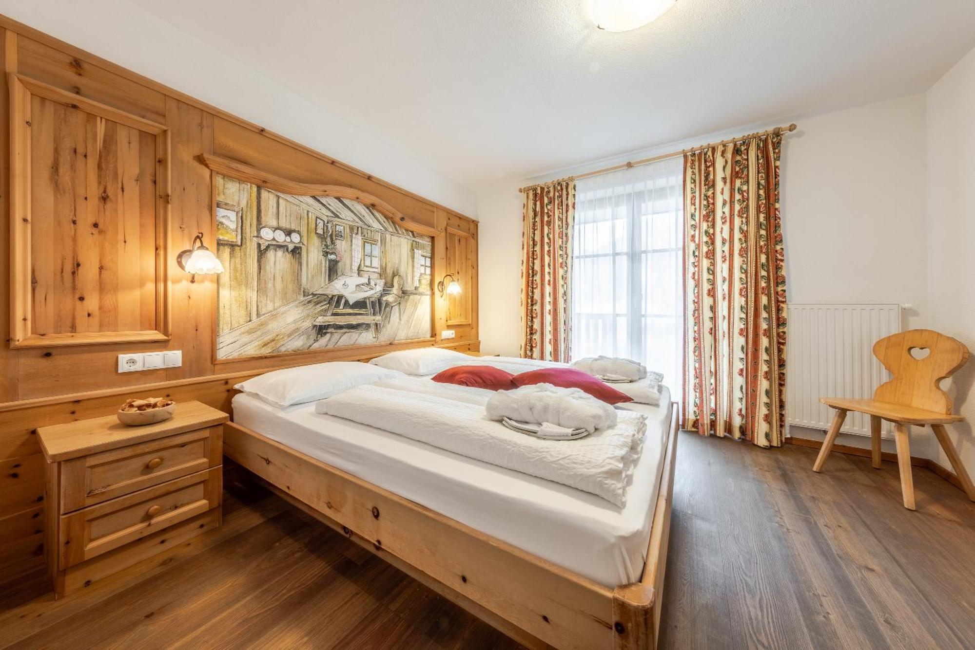 Hotel Pension Odles San Martino in Badia Exterior foto